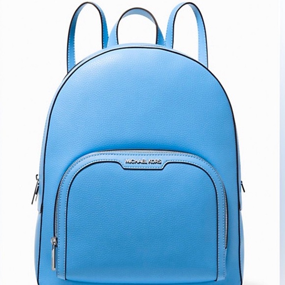 What a cutie. Baby blue in color. Beautiful workmanship. - Picture 1 of 5